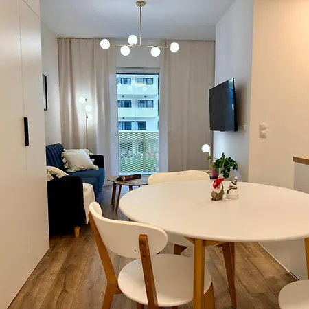 Apartment Ohmyhome Wola Z Parkingiem *