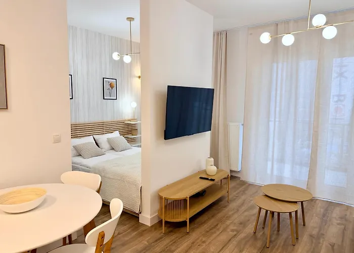 Wola Urban Oasis By Ohmyhome Z Parkingiem Apartamento