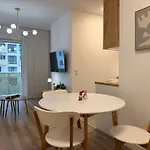 Wola Urban Oasis By Ohmyhome Z Parkingiem Appartement *