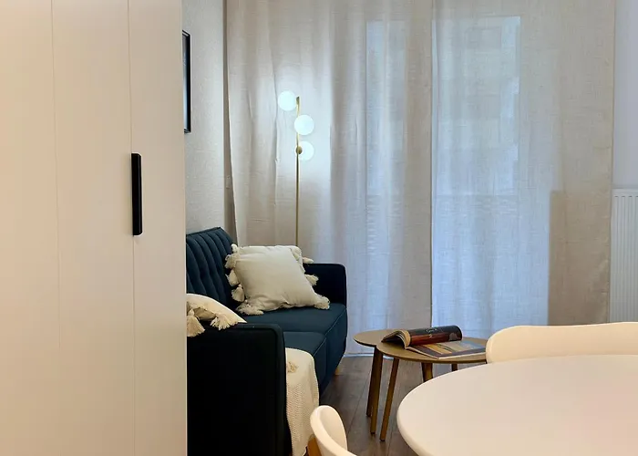 Wola Urban Oasis By Ohmyhome Z Parkingiem